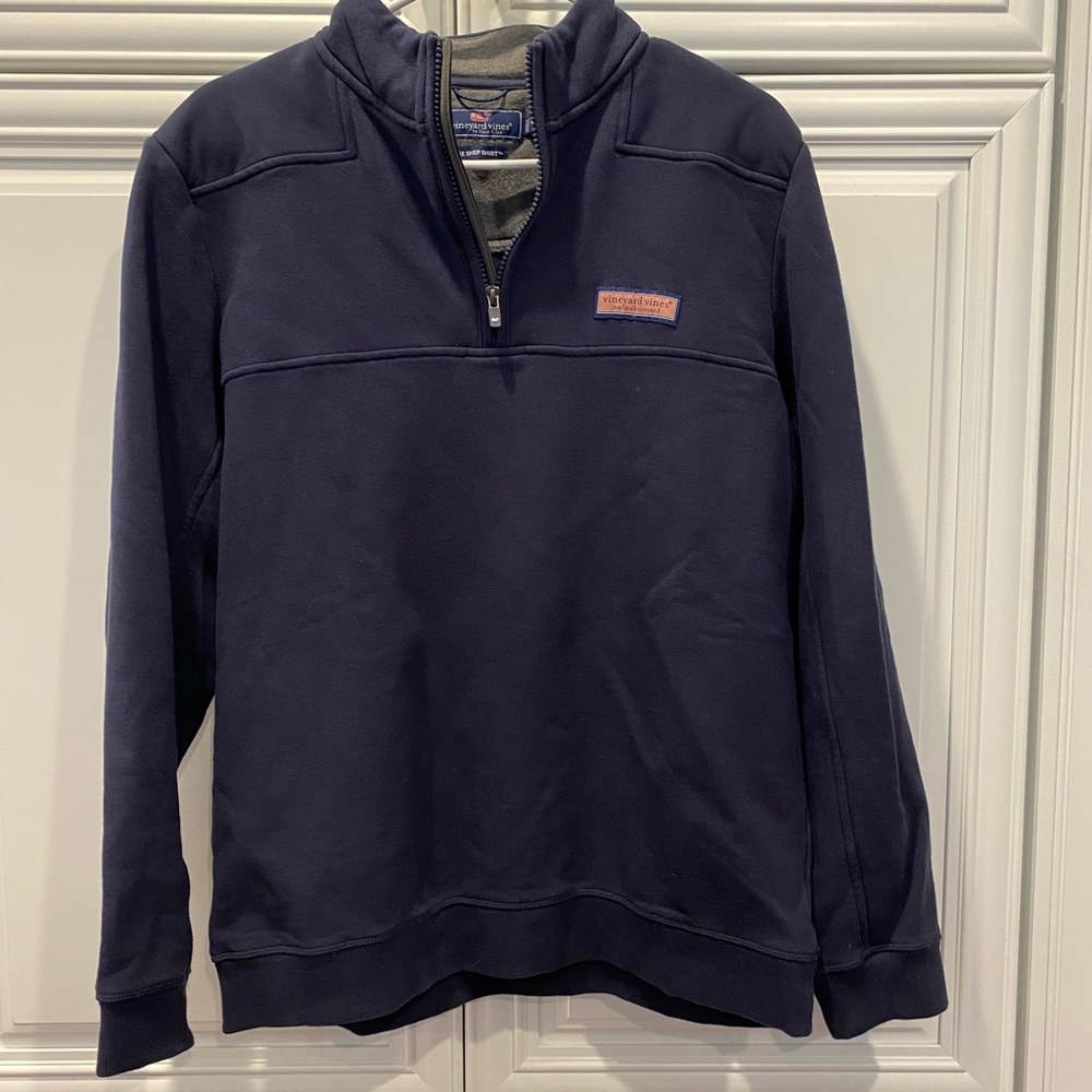 Men’s Vineyard Vines. navy. sheo pullover. never worn $39